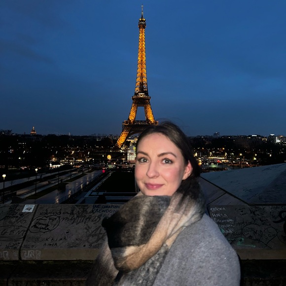 Meet your Posher, Taylor - Picture 1 of 1